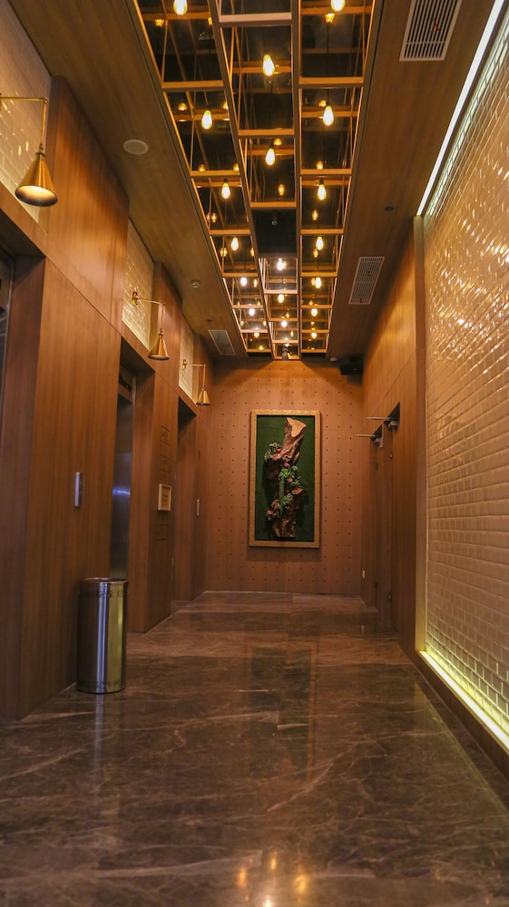 Fika Rooms 28/35