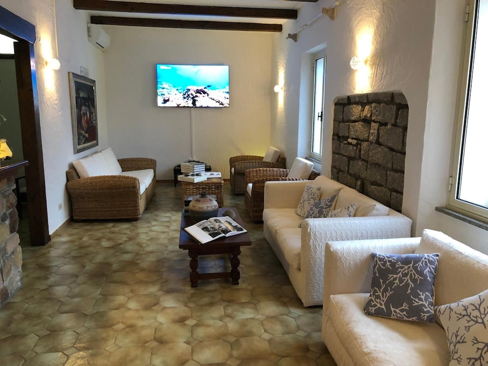 Hotel Canne al Vento 23/40