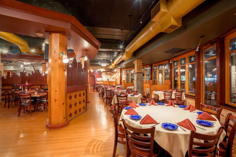 Knotts Berry Farm Resort Hotel 32/41
