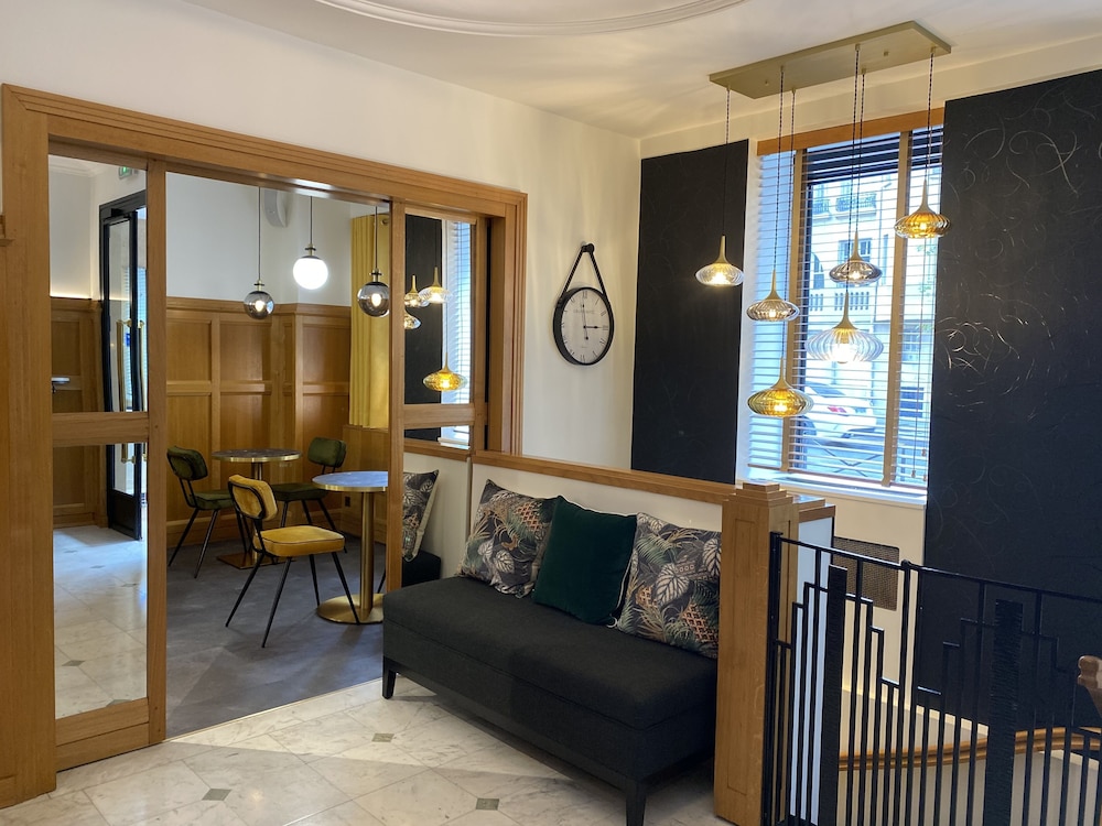 Hotel Le Cercle Tour Eiffel 32/50