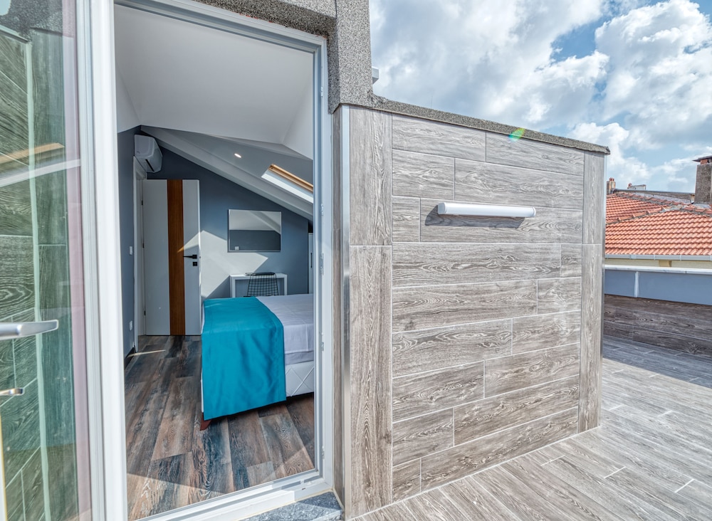 Gris & Verde Suite Hotel 3/50