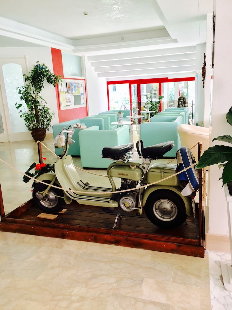 Hotel De Amicis 25/53