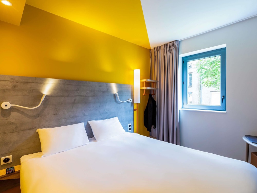 Ibis Budget Paris Clichy Mairie 31/65