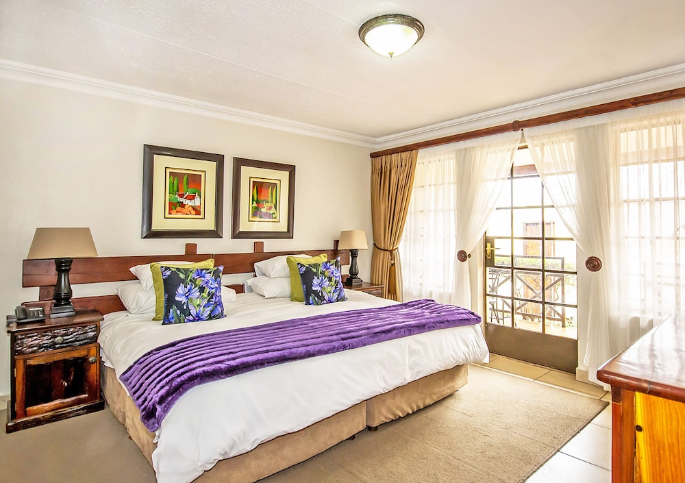 Afrique Boutique Hotel O.R. Tambo 8/50
