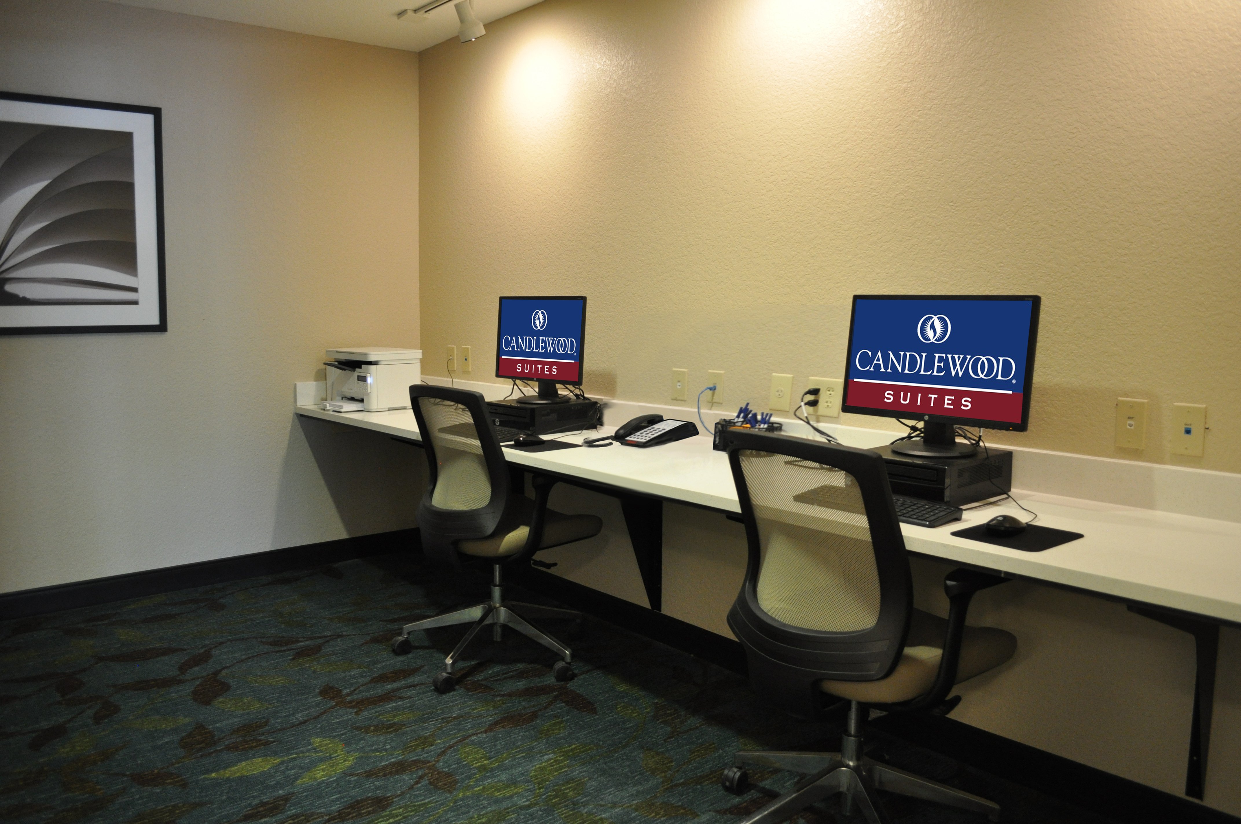 Candlewood Suites BAY CITY 8/14