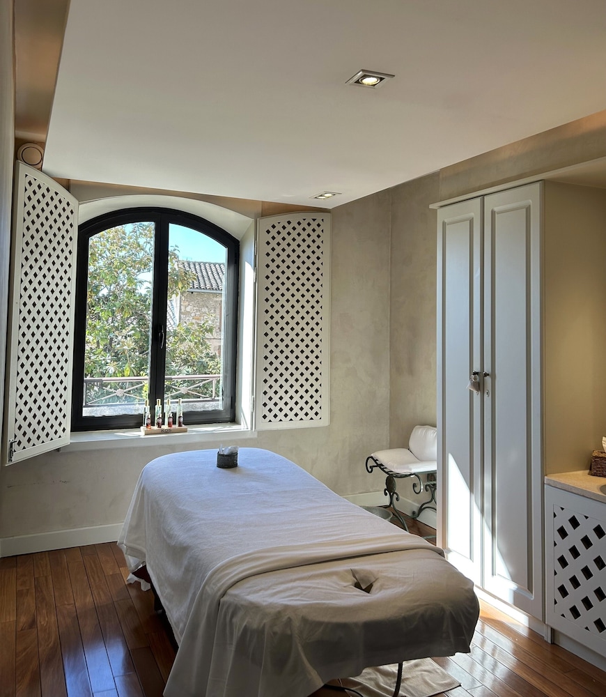 Maison Berard 10/50