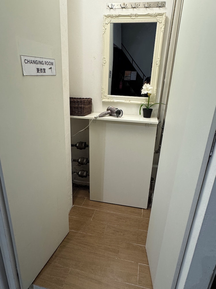 Blanc Inn 16/50