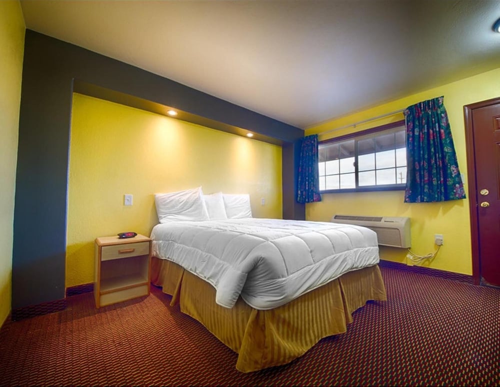 Budget Inn Motel 20/54