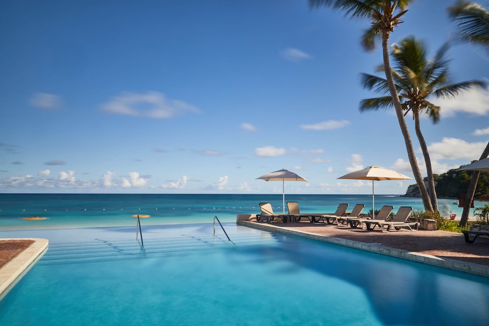 Pineapple Beach Club - Adults Only 26/40