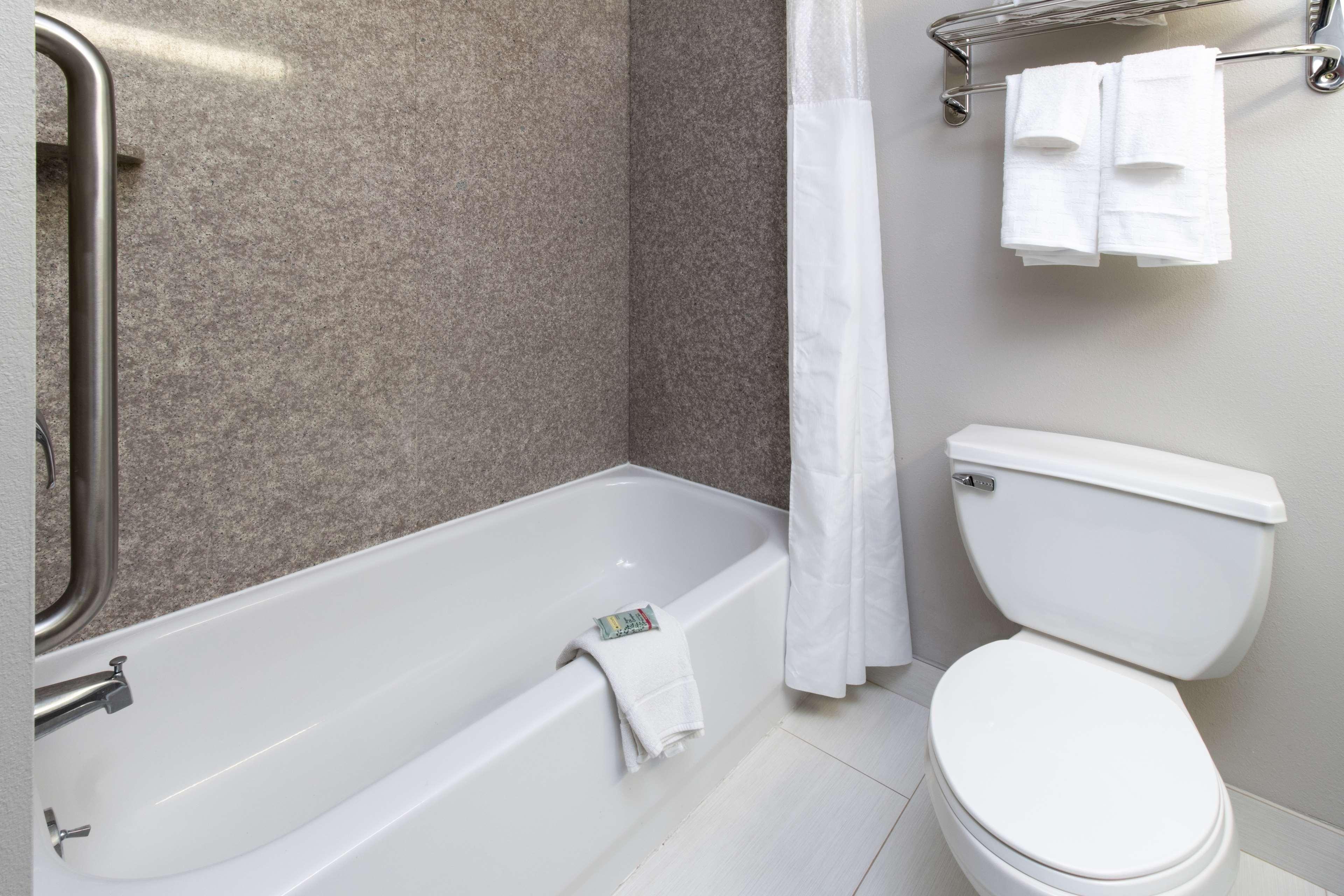 جناح بغرفتي نوم، Best Western Dartmouth-New Bedford 3/4