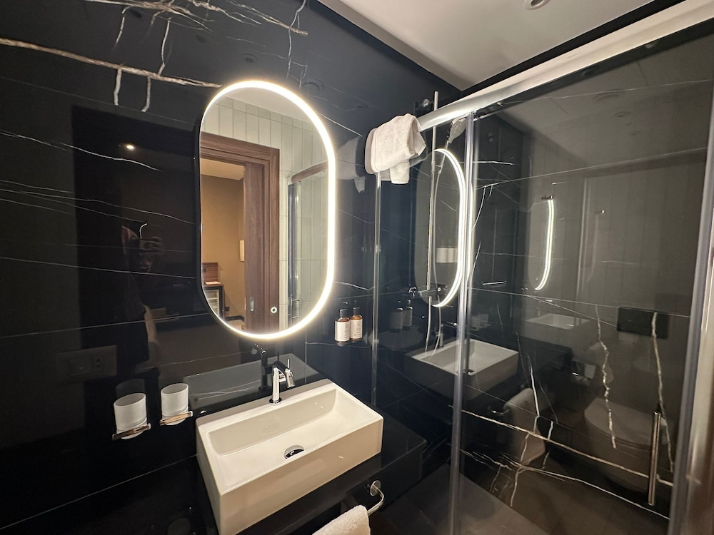 Royale Sainte Helene Boutique Hotel 55/57