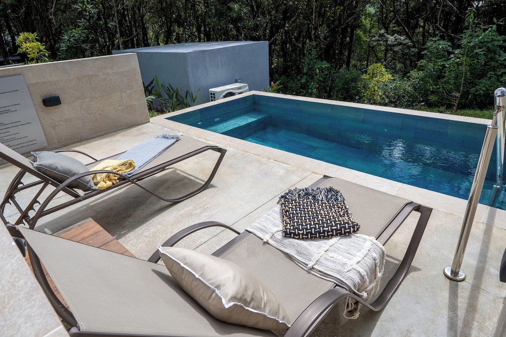 Koora Hotel a Cloud Forest Hotel By Sandglass 35/60