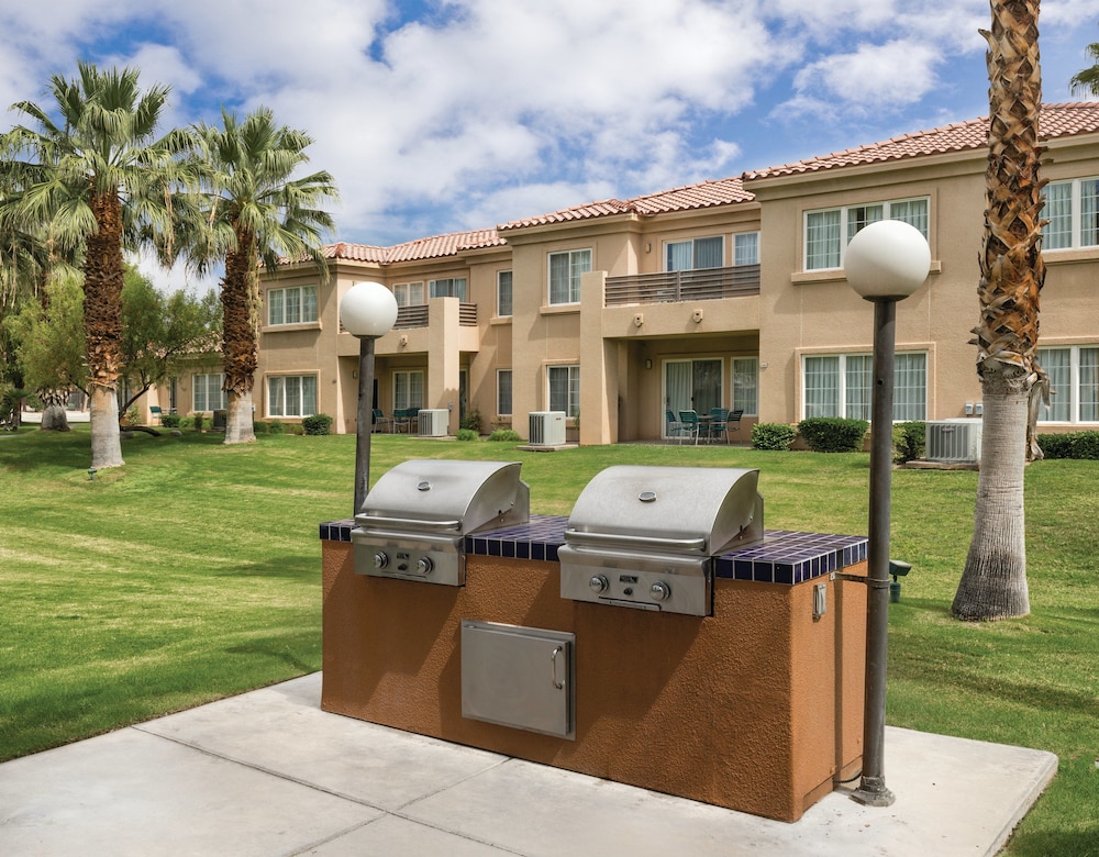 WorldMark Cathedral City 15/48