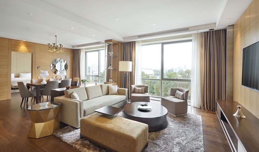 Hyatt Regency Tashkent 43/72