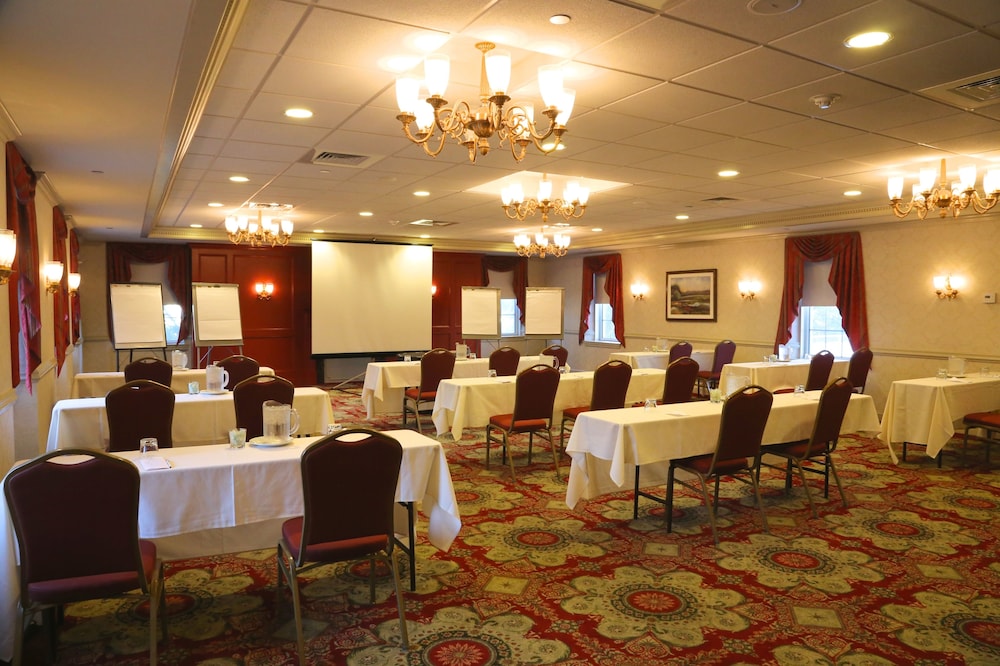 Inn at Middletown 58/63
