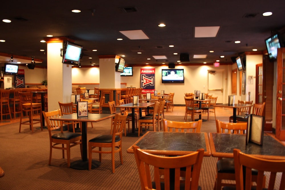Ramada by Wyndham Viscount Suites Tucson East 28/38