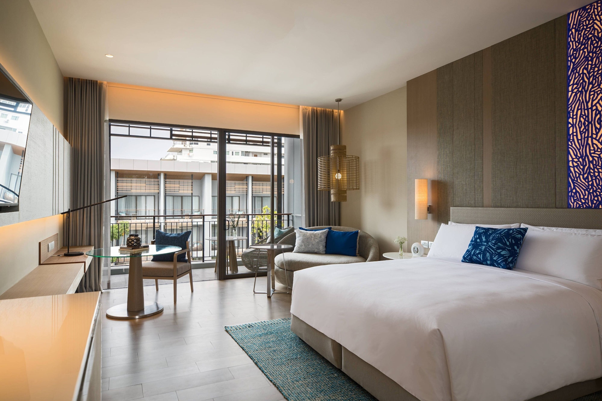 Room, King Bed, Resort View, Balcony
