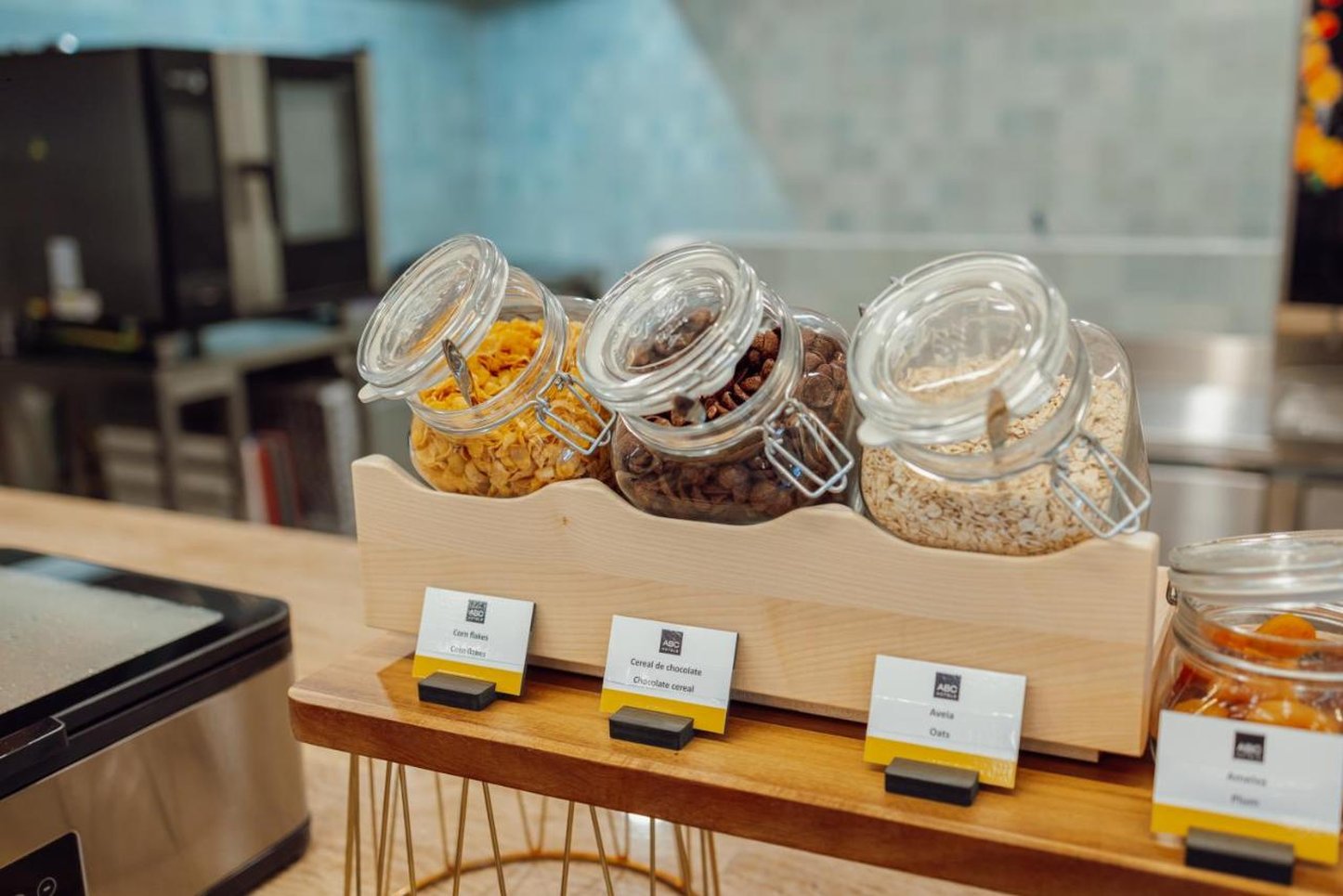 ABC HOTEL PORTO CAMPANHA 90/101