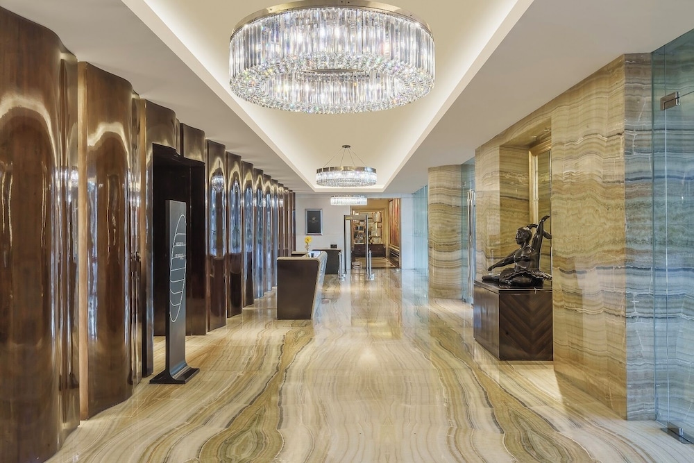Hotel Ciputra World Surabaya managed by Swiss-Belhotel International 17/76
