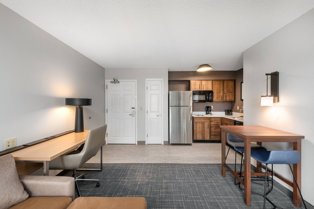 Residence Inn by Marriott Springfield 13/27