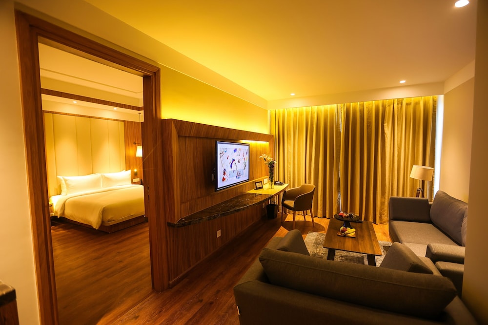 Radisson Bhopal 47/64