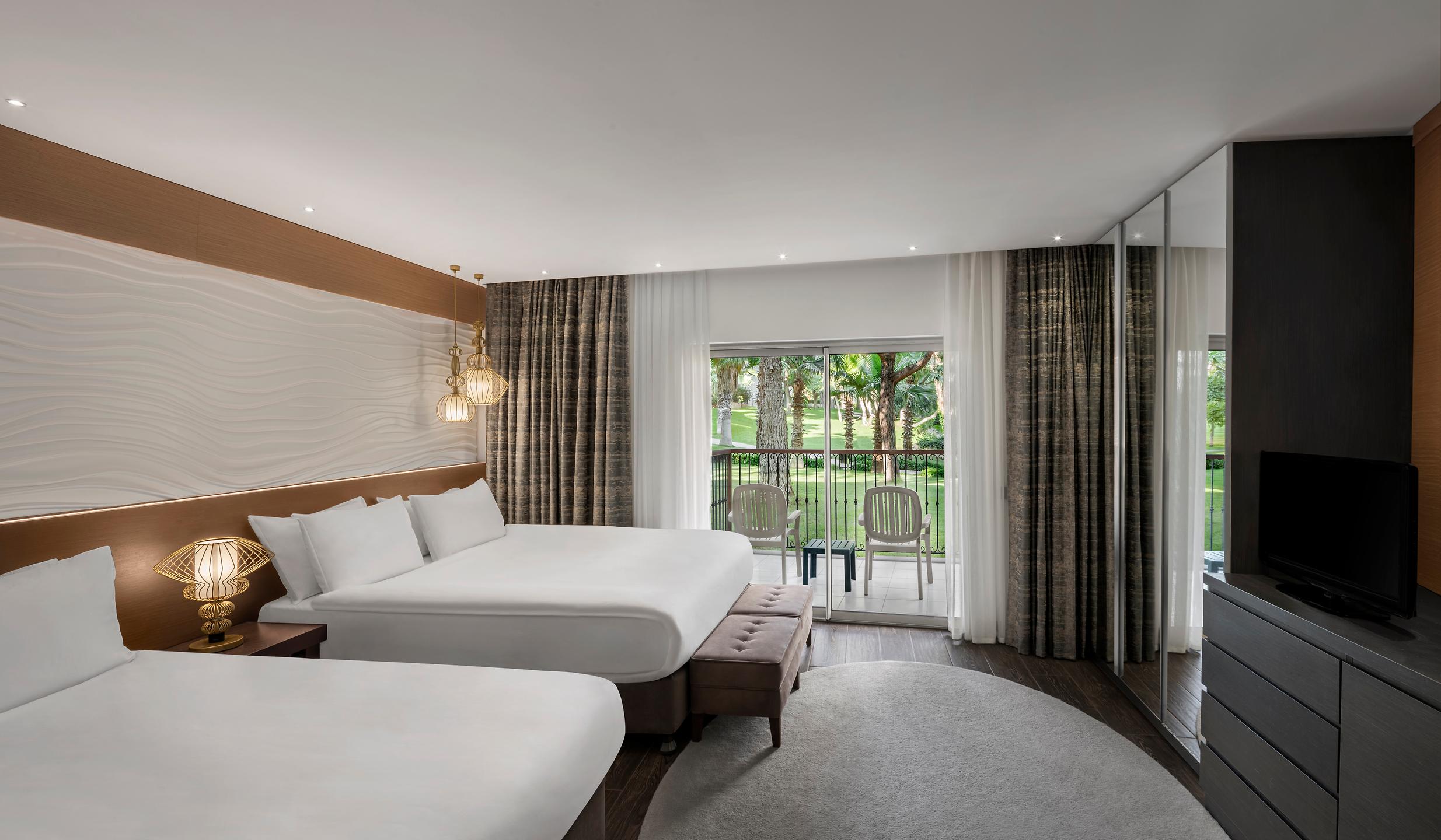 Club, Double Bed, Land View