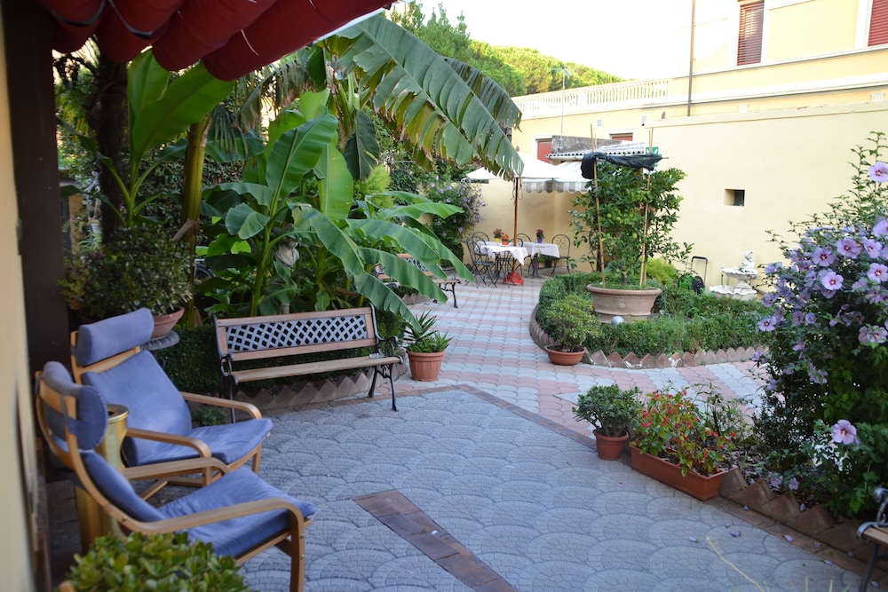 Hotel Soggiorno Athena 45/64