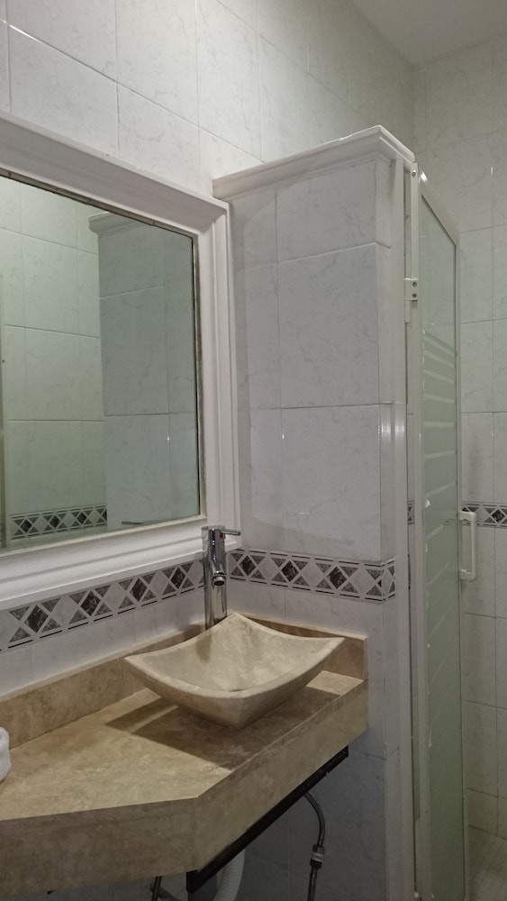 Hotel Savoy Express 32/47
