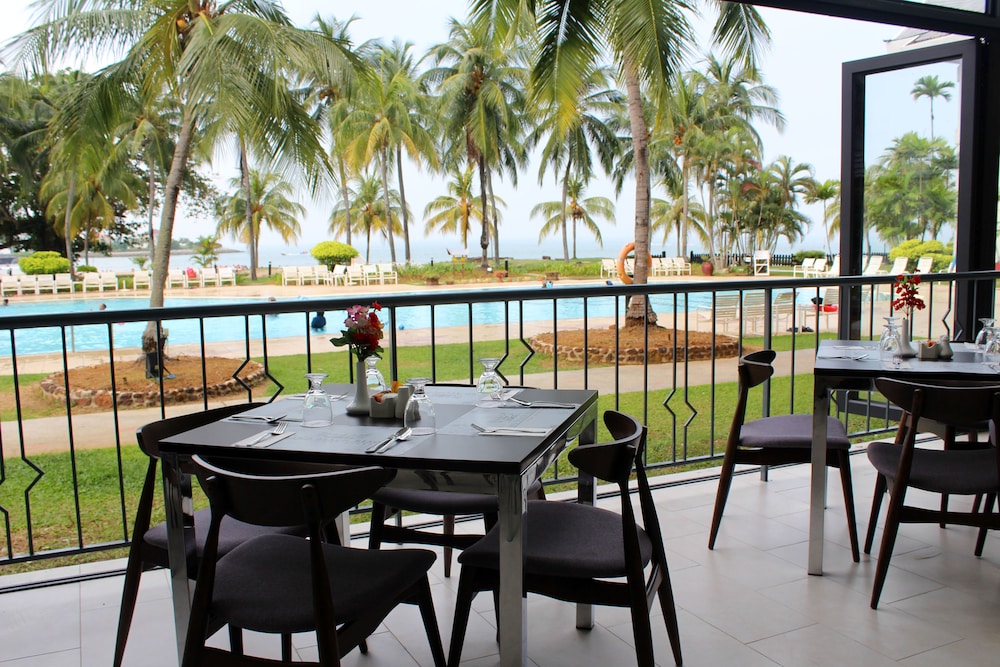 THE GRAND BEACH RESORT PORT DICKSON 43/49
