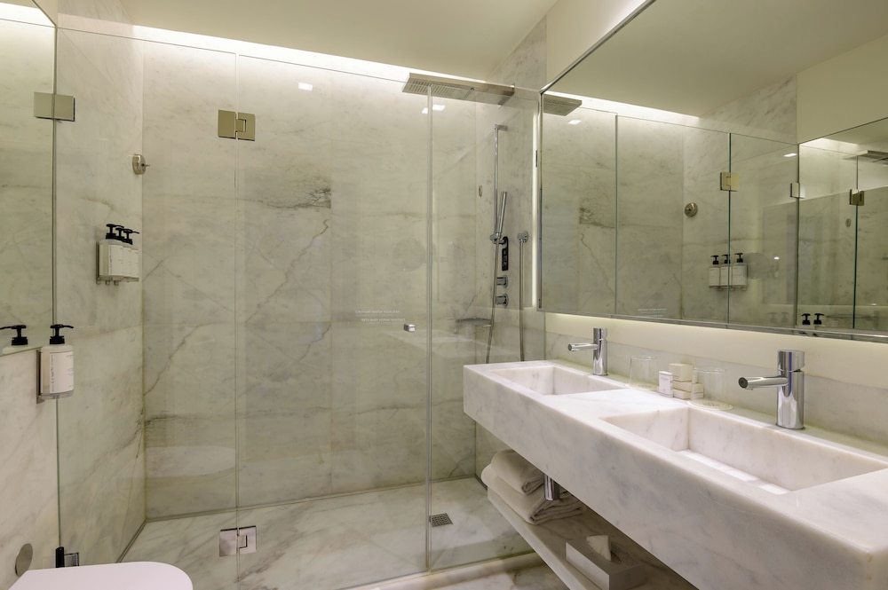 غرفة بريميوم بسريرين منفصلين بإطلالة على المدينة، Hotel da Baixa 7/9