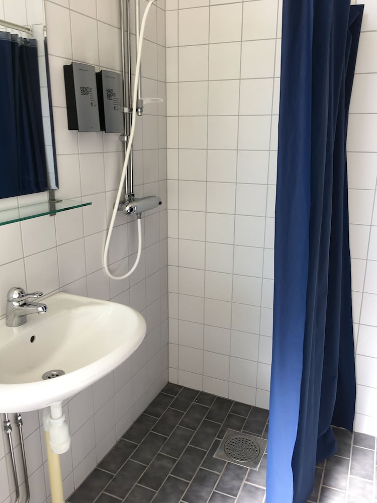 Hotell Hässlö 32/33