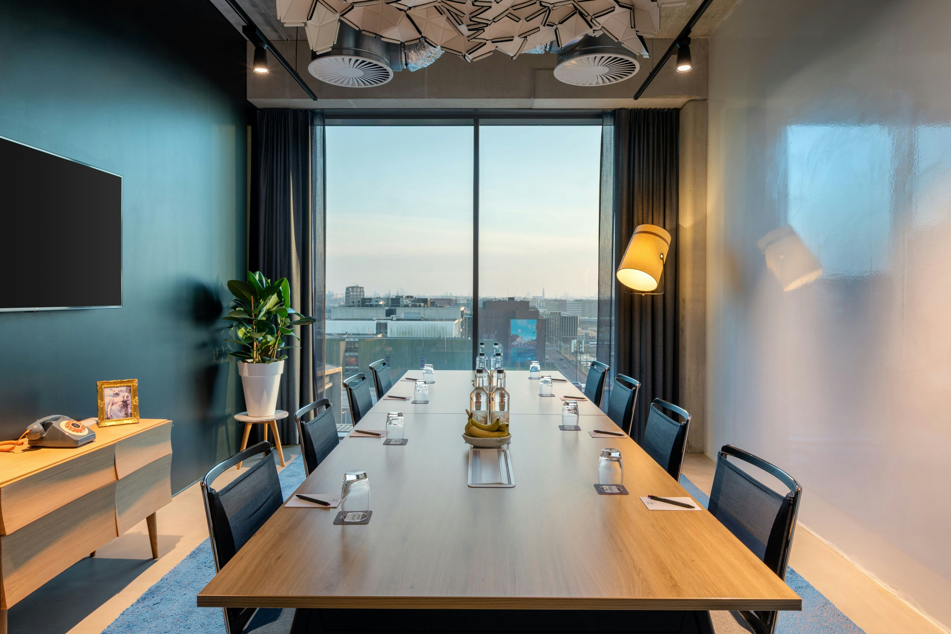 Moxy Amsterdam Houthavens 42/58