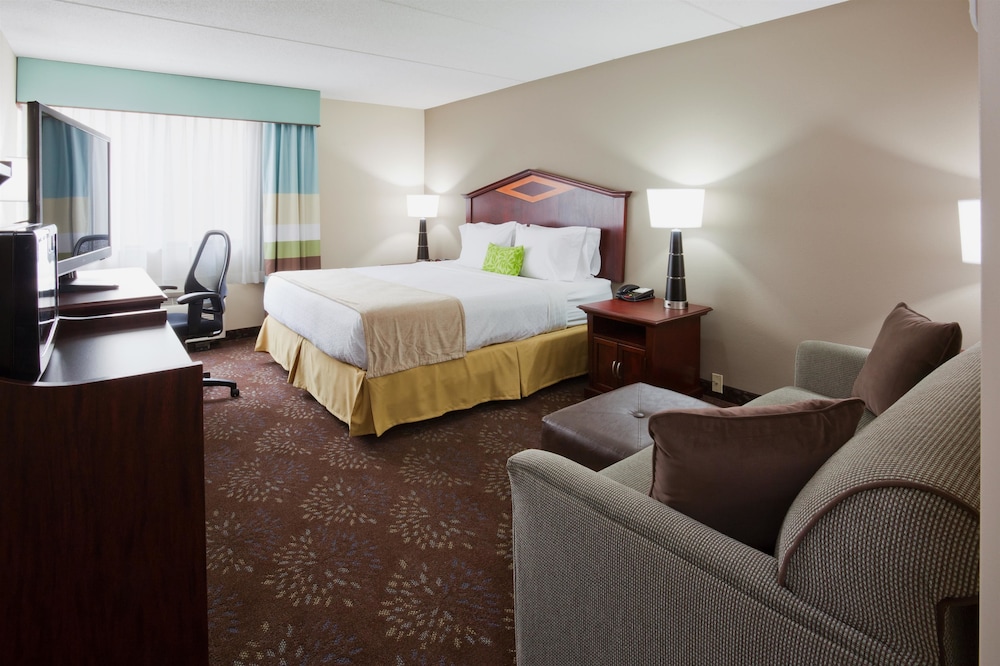 Best Western Plus Willmar 15/58