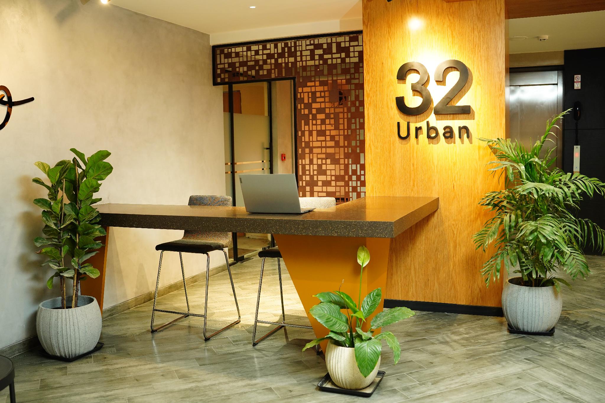 32 Urban by Akoya Hotels - Gachibowli, West Hyderabad 5/18