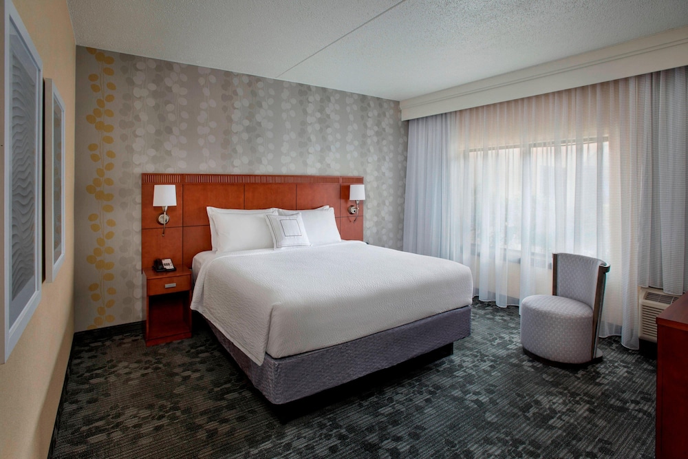 Courtyard by Marriott Boston Andover 9/59