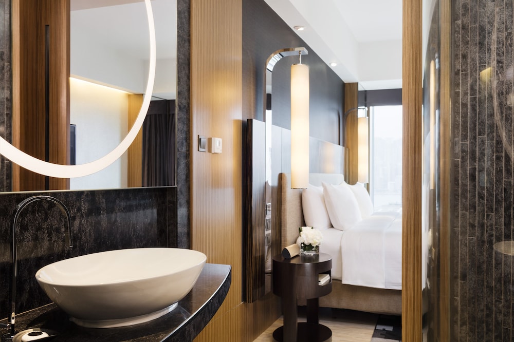 Hotel ICON 10/42