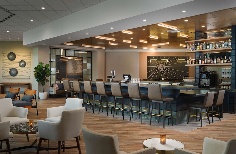 Sonesta Irvine John Wayne Airport 10/75