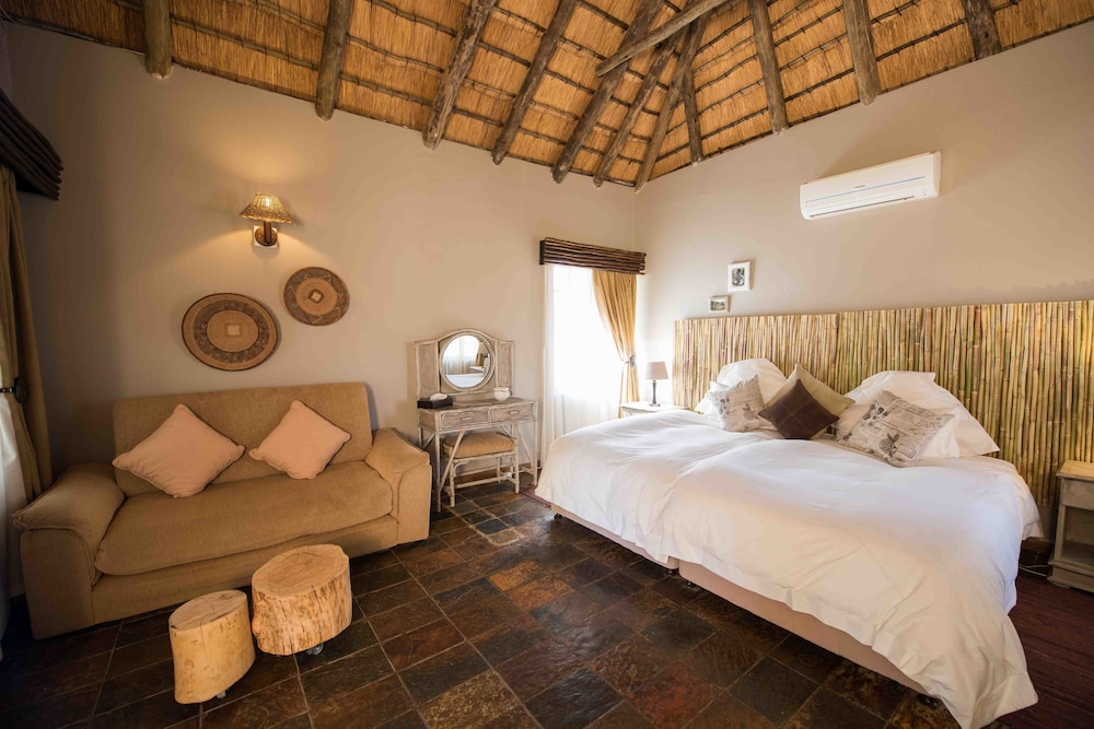 Mziki Safari Lodge 28/76