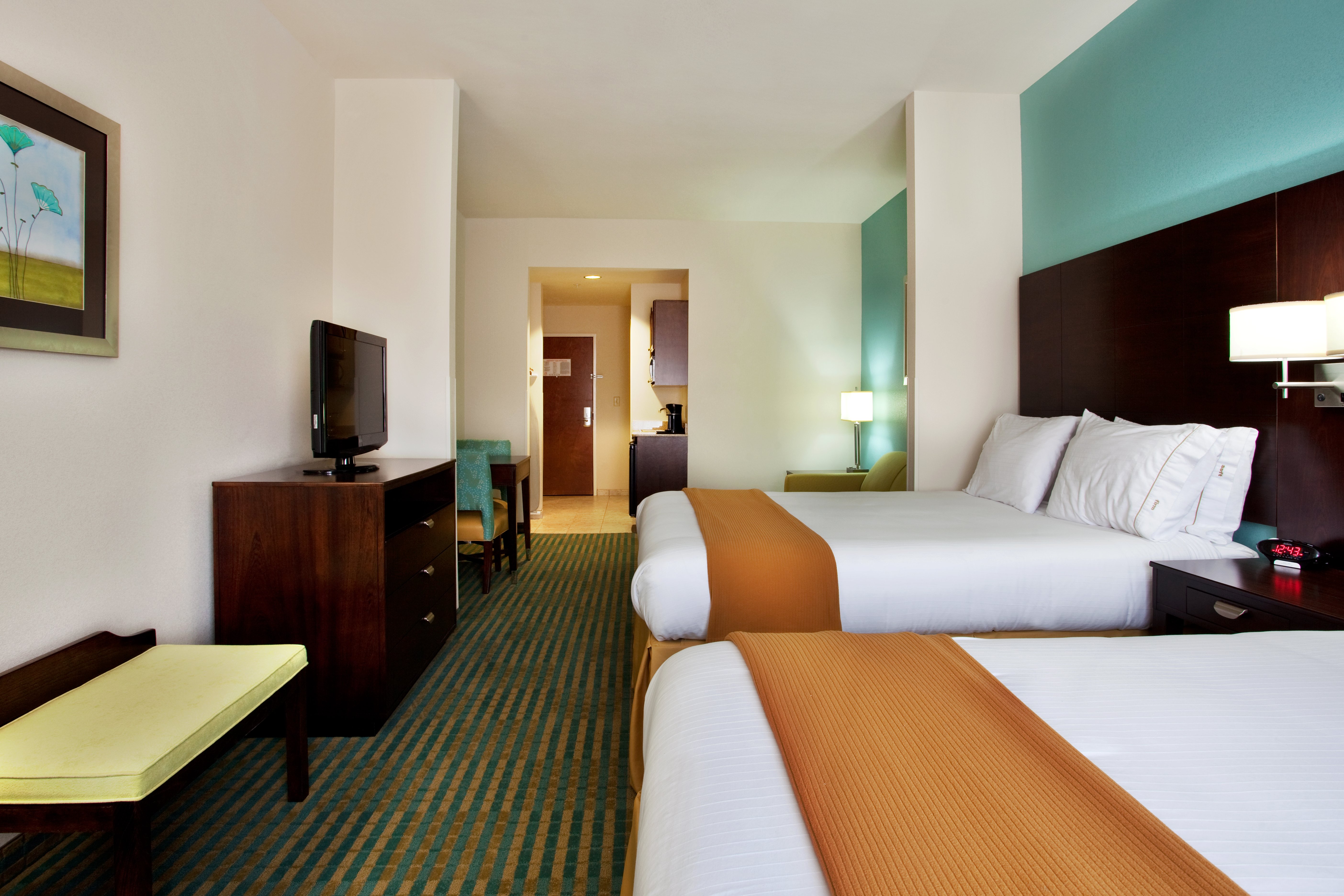 Holiday Inn Express Hotel and Suites Picayune-Stennis Space Cntr 25/68