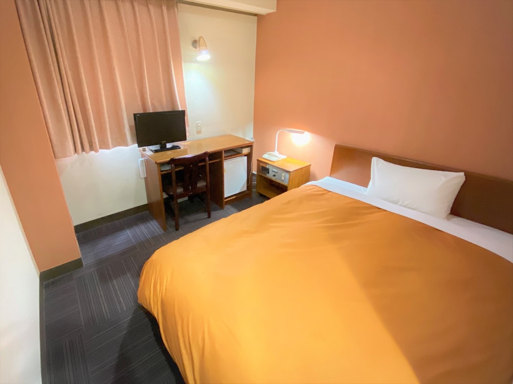 ROOM, DOUBLE BED, SMOKING