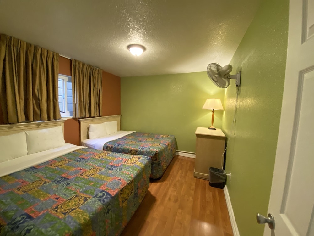 Fireside Inn Santa Cruz 10/63