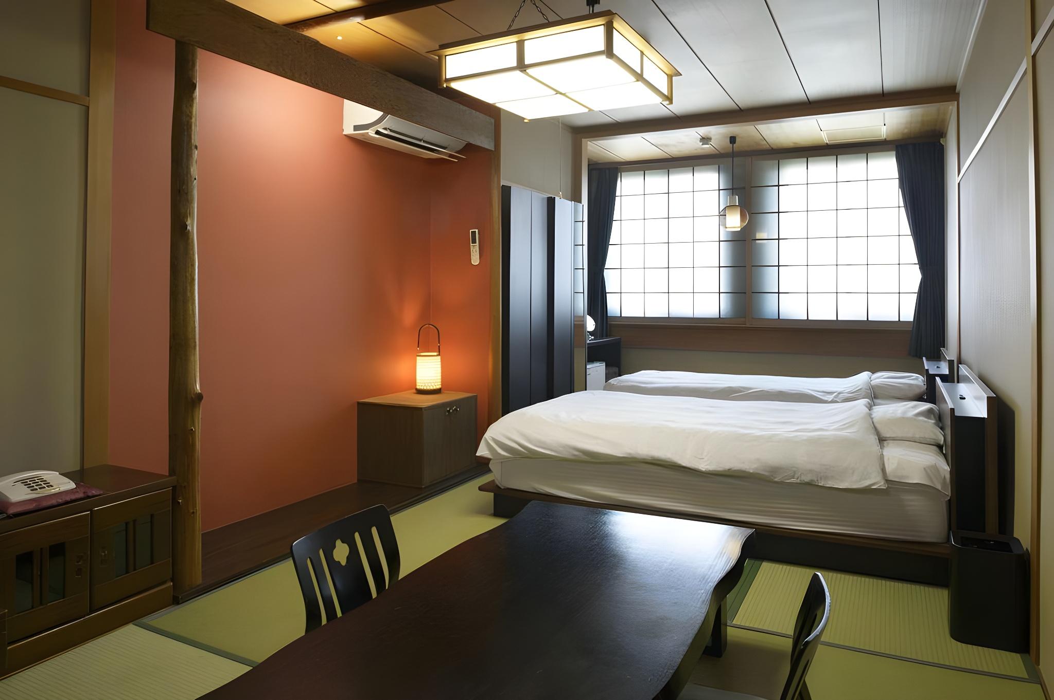 Economy, Twin Beds