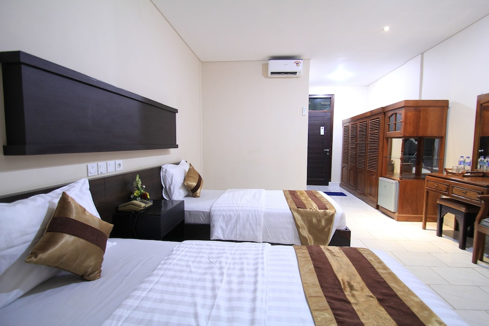 Bakungs Beach Hotel 9/38