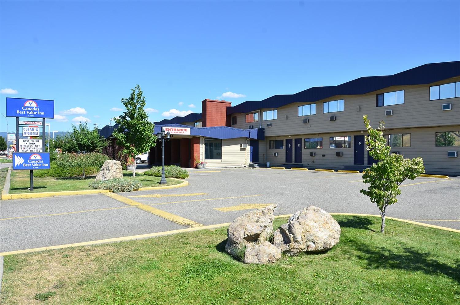 Canadas Best Value Inn Kelowna 7/8