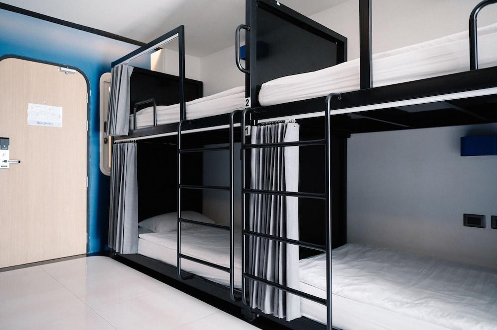 Bearpacker Patong Hostel 35/50