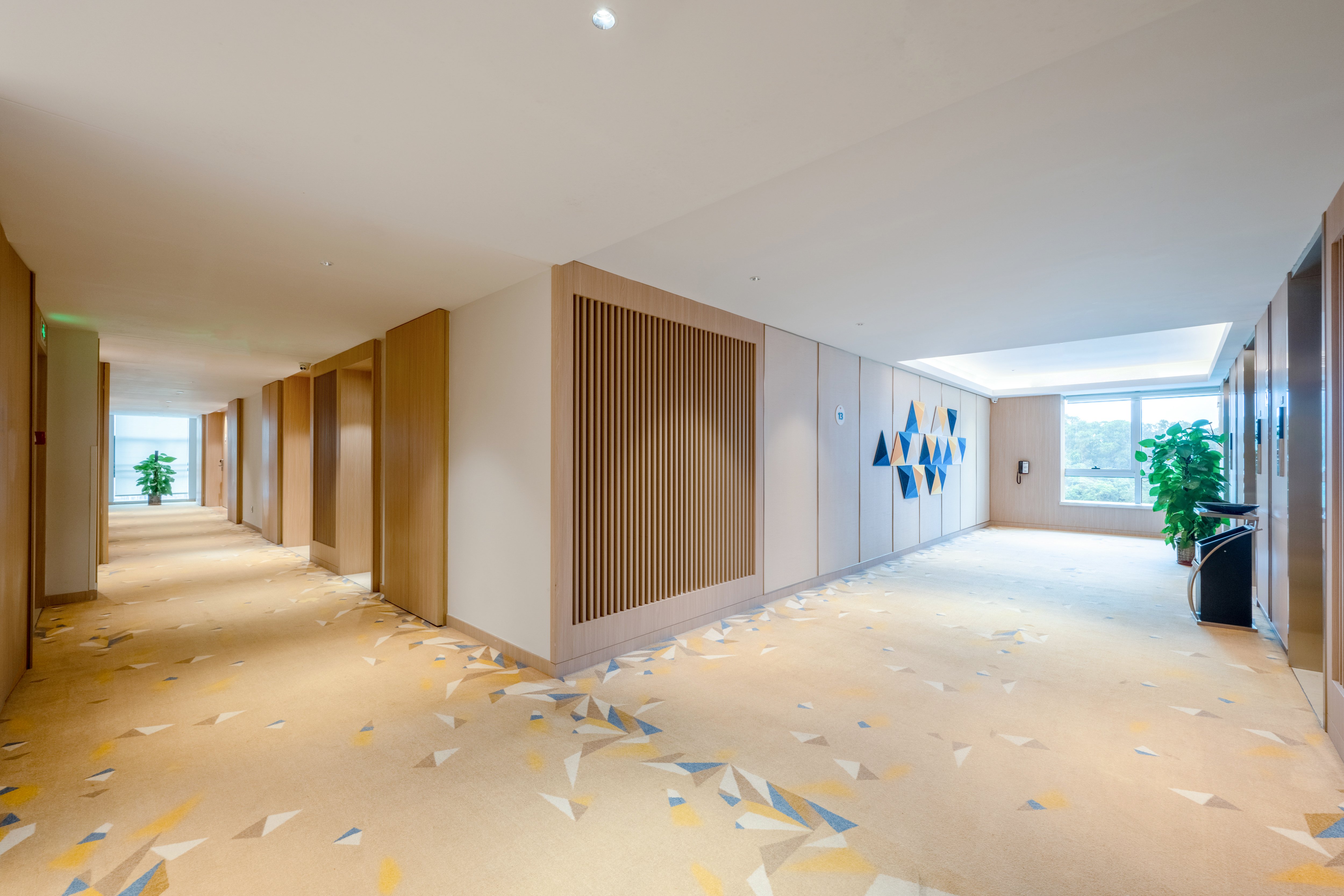 Holiday Inn Express Jiangmen Jianghai 12/79