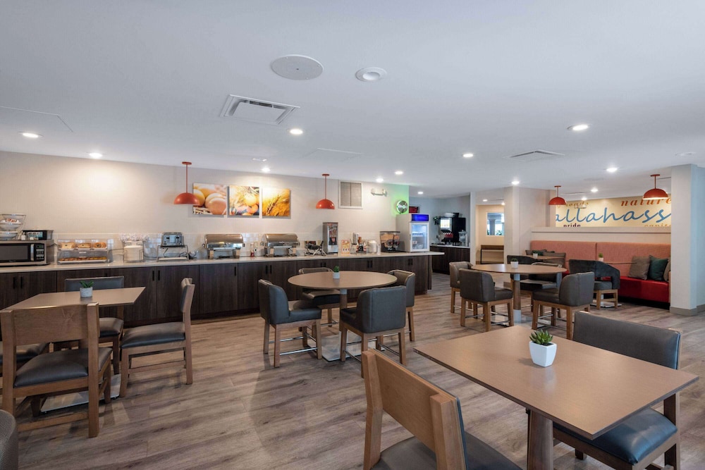 TRYP by Wyndham Tallahassee North I-10 Capital Circle 43/63