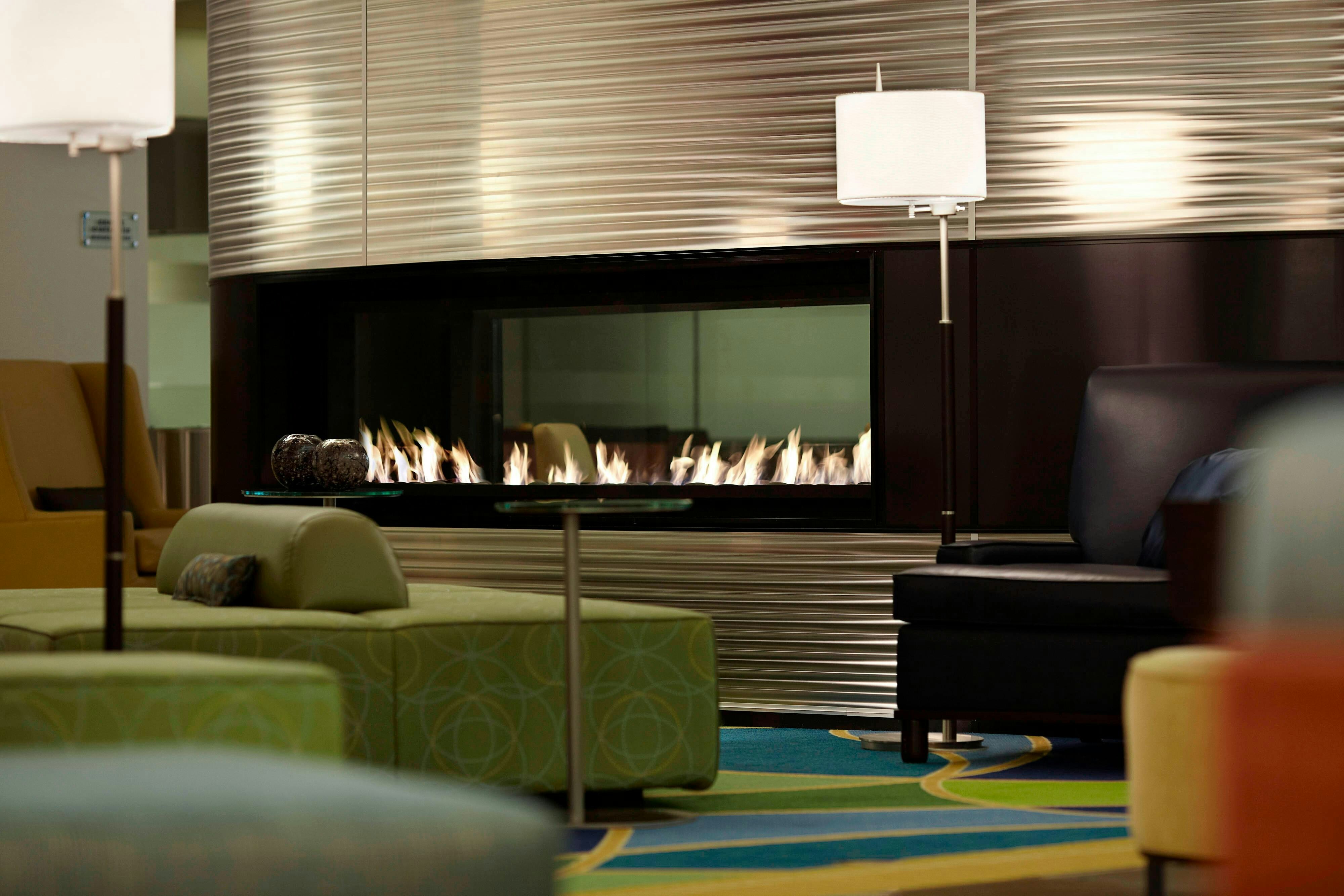 Montreal Airport Marriott In-Terminal Hotel 16/37