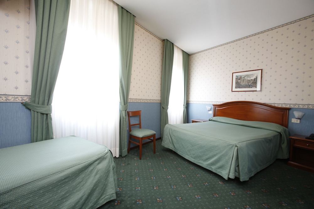 Adriatic Hotel 26/43