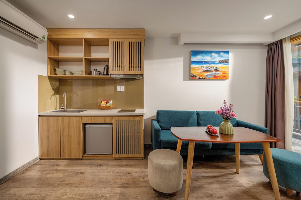 Zoneland Apartments Lahome Beach Villa 32/50